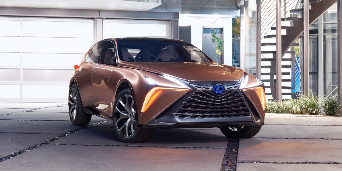 LexusUK's tweet photo. Fuel cell, hybrid, plug-in hybrid, petrol, or all-electric: the possibilities are limitless. #LF1Limitless https://t.co/m14TVeHSLk