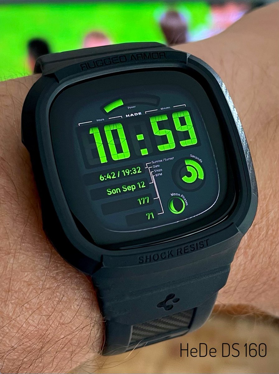 DANdFRA's tweet image. Awesome new “HaDe DS 160” #watchface #clockface by HaDe made with fitface.xyz for #fitbit #fitbitversa #fitbitsense #fitbitversa3 #made4fitbit with @SpigenWorld #spigen rugged armor pro #watchband #fitness #steps #google