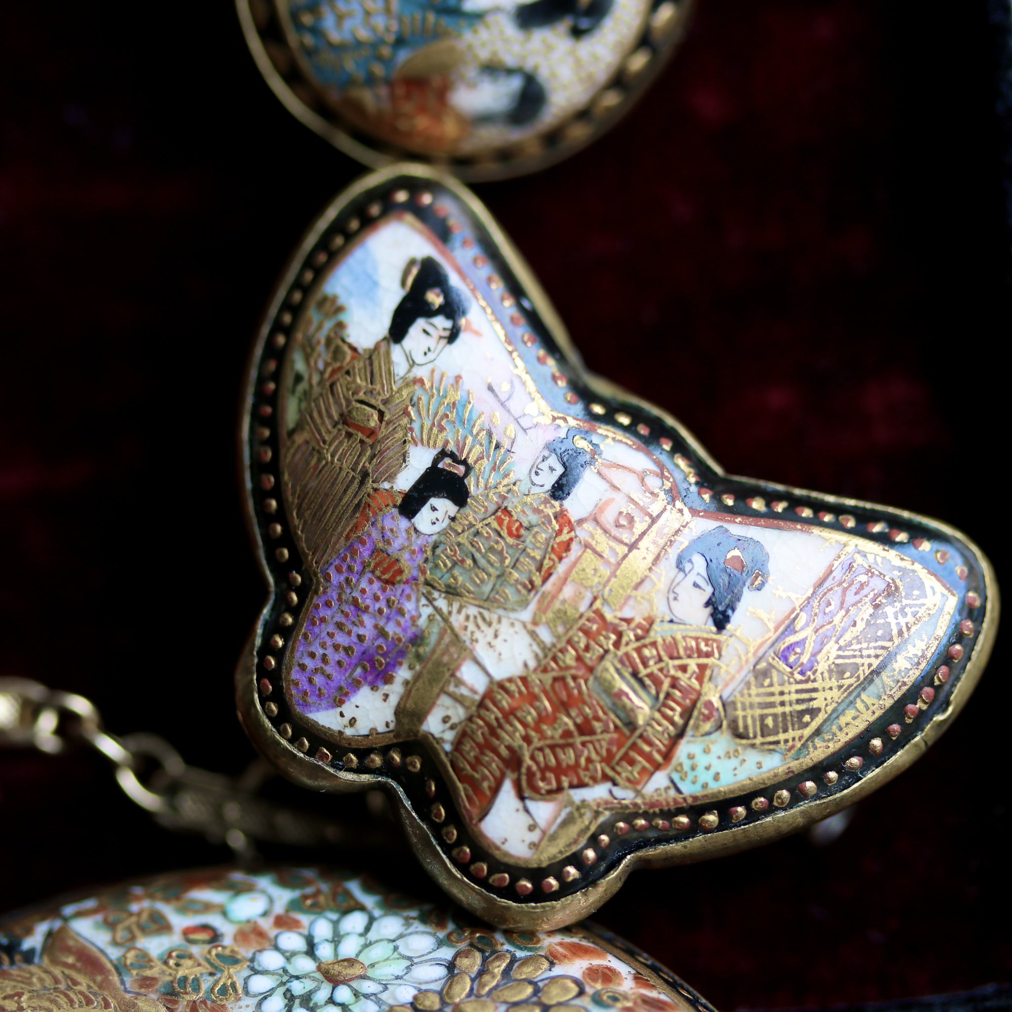 結antiques على X: 