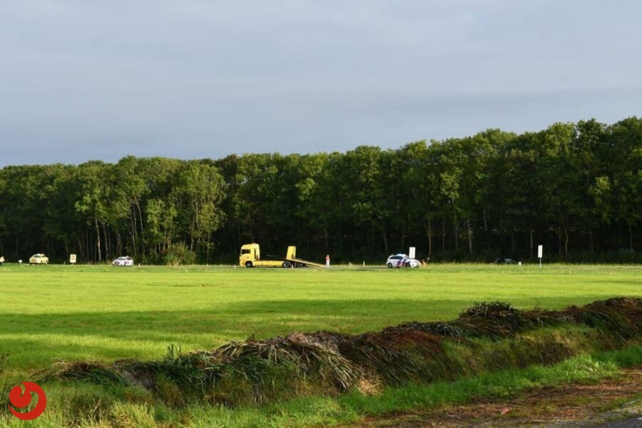 Twee gewonden bij eenzijdig ongeval A7 Nijland
