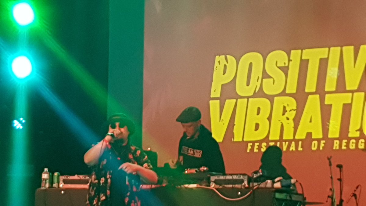 <a href="/KikoBunOfficial/">KIKO BUN</a> <a href="/posvibefest/">Positive Vibration</a> <a href="/_AdamPrescott/">Adam Prescott</a> Absolutely smashed it 👏 🔥🔥🔥