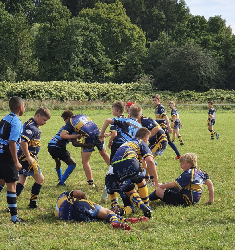 BrunnpPatrick's tweet photo. NHSOB U12s v Rumney RFC U12s. Glorious morning for champagne rugby at Yew Tree Lane. Oldboys welcomed our friends from Cardiff for an absolute treat of running rugby. Oldboys won on this occasion 37 - 5. Thank you Rumney, looking forward to the next time we catch up!  😉 https://t.co/g69mFH3Pvc
