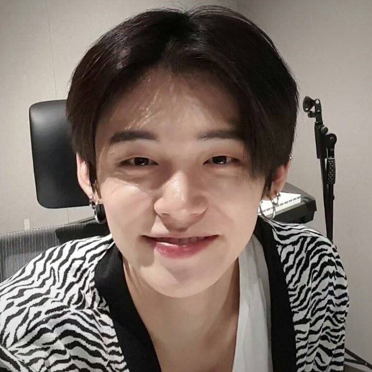 MaryamIgot7's tweet photo. HAPPY YEONJUN DAY
#Yeonjun4thGenItBoy
#OurFirstLoveYeonjun
#연준이의_가을_영원히_모아
Love you https://t.co/GmqR2KbFbm