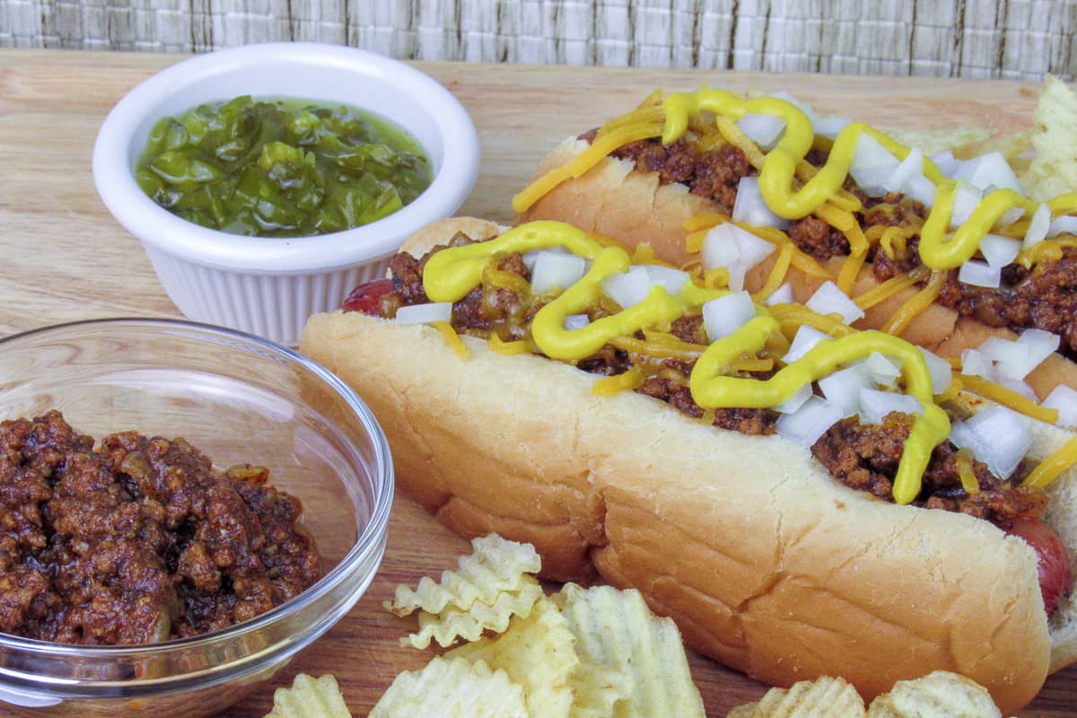 Grazing_Glutton's tweet photo. I love a good hot dog. And a good chili dog is even better. This easy to make Hot Dog Chili Sauce will be a hit at your next cookout.

Hot Dog Chili Sauce

I love a good hot dog. I love a good chili dog even more.  #BBQ #Beef

https://t.co/GwyXRFkkXG https://t.co/uTcmhyvoiR