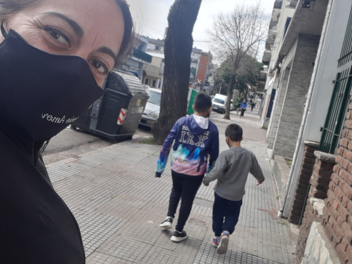 <a href="/valencianob/">adriNewells 🔴⚫✌️</a> @jdato1960 <a href="/kitty20198/">kitty2019</a> <a href="/SuzyArty/">SuzyArty</a> <a href="/Enrique63768573/">Roberto Enrique cta anterior @sanrobecos</a> <a href="/Sami25280250/">Sami!! ESTA CUENTA BANCA A CRISTINA!!</a> <a href="/murielricotera/">Muri ✌</a> <a href="/Delpetrolero/">Pepelui</a> <a href="/julireplasexta/">Juli República la Sexta</a> <a href="/NerinaAndrea/">Andrea</a> @Adriana00720665 <a href="/tabarefernandez/">TABARÉ FERNÁNDEZ BERNENGO✌🌟🌟🌟</a> <a href="/CaletrioCarina/">CARI CALETRIO (POLLY)</a> <a href="/varverimarcelo/">Marcedkilmes🇫🇮🤍💙🤍🍺</a> <a href="/balustrinn/">Balu</a> <a href="/christianpera12/">Christian</a> <a href="/Yosoy_Laury/">Laury✌🏽⭐⭐⭐</a> @LeoCap76 <a href="/ReinaDejaVu/">Reina Momo</a> <a href="/Ale38465309/">Ale, La Pappo</a> <a href="/rival_alicia/">Alicia Rival</a> <a href="/GrupoMatanza/">GrupoMatanza, Peronismo Explicito.</a> <a href="/pichisaravia/">pichisaraviaok</a> <a href="/gpcolinas/">Gustavo</a> <a href="/RuizSantruiz/">Santiago Ruiz</a> <a href="/tanoproductor/">Tano</a> @su_silvina <a href="/Ricky_RFlores/">Ricky Fl☀res ⭐⭐⭐</a> <a href="/55patina/">Patricia Raffaele</a> <a href="/fernandoeee/">fernando</a> <a href="/OMonimar/">SILVIA 🐧 KUKA DE PALADAR NEGRO/PERONISTA✌️UP</a> @FittoBarrio <a href="/Griseldnellyga1/">griseldaNelly(la hijadeAlberto)1</a> <a href="/GusDelegau/">Gustav🌞 Raúl Delegau</a> <a href="/Pelikanak/">Somos una miga en un océano, fin del comunicado✌️</a> <a href="/GiselleTepper/">Giselle Tepper</a> <a href="/GodeGuille/">Guillermo Natalini</a> <a href="/MariaMartellet2/">Maria Let☀️Mart☀️</a> <a href="/LaMafiaChori/">#LaMafiaChoriplanera</a> <a href="/helgalajman76/">Libertad Para Milagro Sala</a> <a href="/Roberto94945205/">Roberto Carlos González</a> <a href="/arielb4/">Ariel Fernández-Fernández 🇦🇷✌🏻🌞</a> <a href="/OlgaM_Rosario2/">Olga 🇦🇷</a> <a href="/Mayte2061411/">Mayte 2 ⭐️🌟⭐️</a> <a href="/patricialaura19/">A.laura✌</a> <a href="/manuelgonzalvez/">Manuel Gonzalvez</a> <a href="/Cheche623/">@Cheche62💚💚🍀🍀</a> <a href="/rcaballeroam/">Roberto Caballero</a> <a href="/eldestape_radio/">El Destape 1070</a> <a href="/CarlosSubosky/">Carlos Subosky 🇦🇷⭐⭐⭐🇦🇷</a> Buen día #LaMafiaChoriplanera por acá ya votamos... 
#EleccionesElDestape 
#ElDestape
#LaVidaQueQueremos