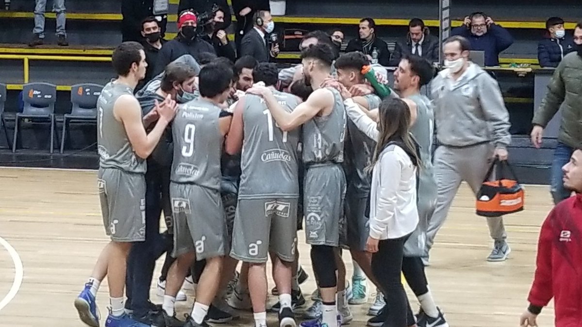 VQV_Futbol's tweet image. 🏀 #Stockolmo y #Tabaré ganaron en el arranque de la décima fecha del Metro. El equipo del Prado se impuso 86-69 a #UniónAtlética, mientras que el del Parque Batlle venció 85-64 a #25DeAgosto. #VamosQueVamos