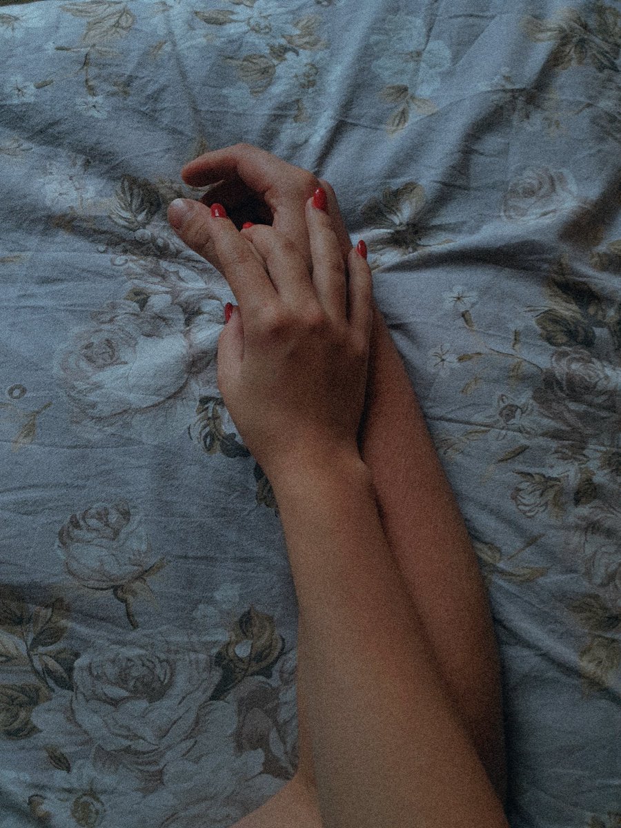 bilberry_r's tweet photo. My wave, my shark, my demon in the dark❤ https://t.co/k1pmcUsb5a