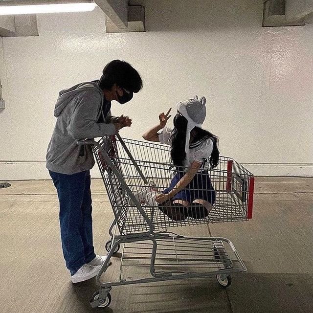 ภคิน tweet media