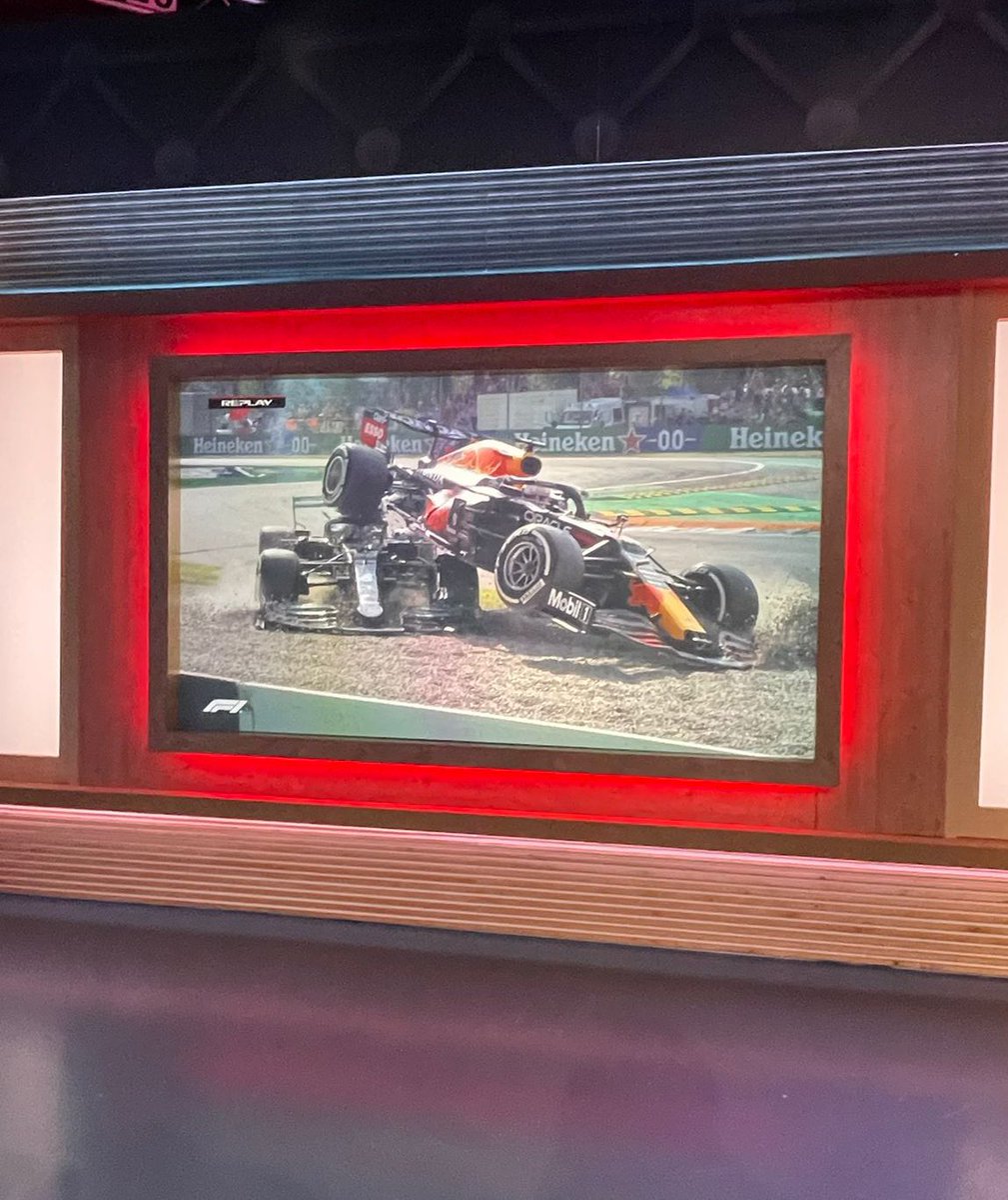 Tom Coronel tweet media