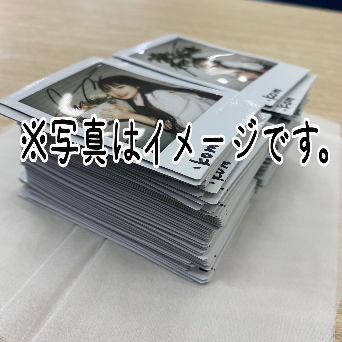 このチェキが欲しければ.kom(ゆーぽんコラボ)洋服を今すぐ買うんじゃ👴🏻
100名様にしか配りません。
zozo.jp/sp/search/?p_k…