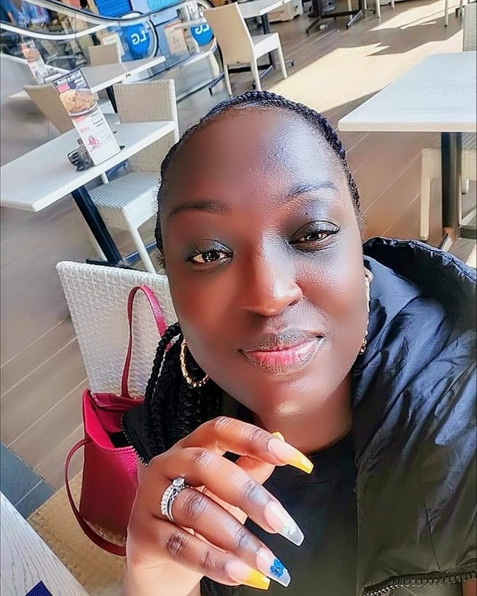 Nzike's tweet photo. The first thing you should know about me is that am not you. A lot more will make sense after that 😊 https://t.co/nXHx5Ou6kW