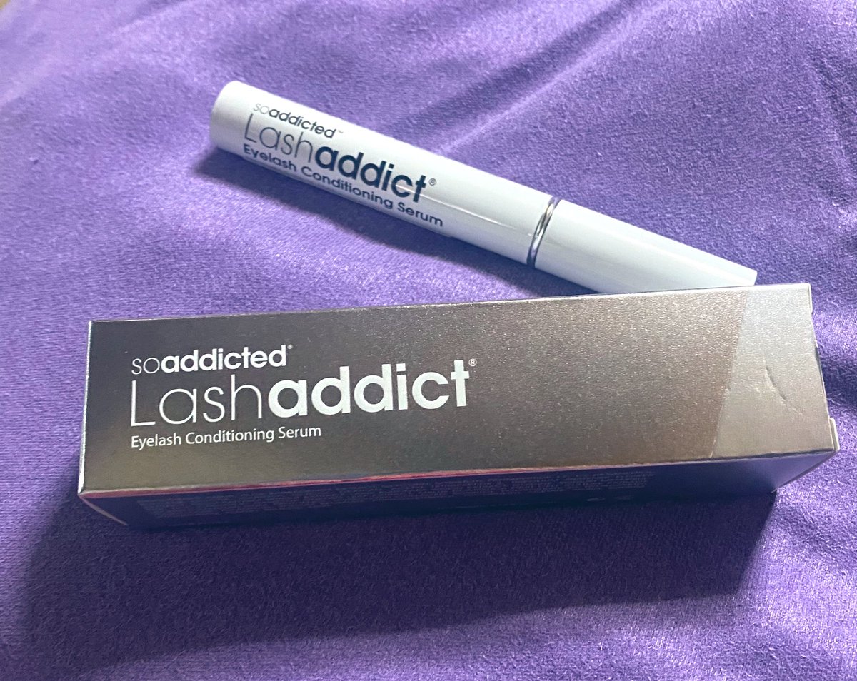 Cosme_Blue's tweet photo. Lashaddict[ラッシュアディクト]

自分用メモφ(．．)
︎︎︎︎︎︎☑︎1日1回寝る前(コーティング前)
☑︎目の際に塗る
︎︎︎︎︎︎☑︎液たっぷり付くからしごいて使う
︎︎︎︎︎︎☑︎下まつげは塗らなくてOK
︎︎︎︎︎︎☑︎使用期限は3ヶ月

ズボラな自分へ
付けすぎるな！！丁寧に塗ってくれ！ https://t.co/tM2S1LFfR4