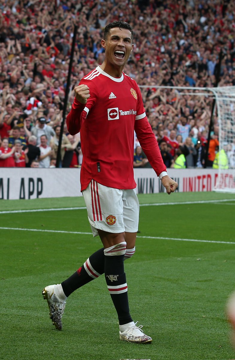 milton_j_ncube's tweet image. What a lovely day it is 😊🔴🔴
@Cristiano 
@ManUtd