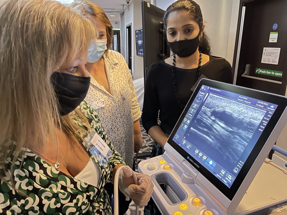 An important step forward for GCA - nurse specialists learning temporal and axillary artery scans at Southend workshop to assess GCA  in the clinic ⁦<a href="/PMRGCAuk/">Polymyalgia+GCA</a>⁩  ⁦<a href="/RheumatologyUK/">BSR</a>⁩ ⁦@MSE_PtSafety⁩ ⁦