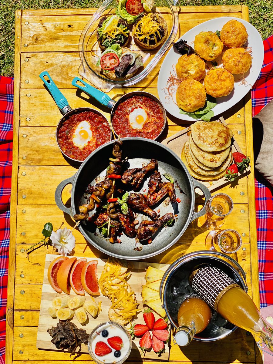 The_Cookoff's tweet image. Today was the battle of the lodges; the challenge was to serve us brunch in the wilderness. Brought to you by @BotswanaFoods, Below are the submissions, please vote for your best #11amInTheWilderness plate on the tweet under.