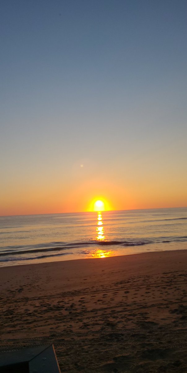 marktuck95's tweet photo. Nothing like coffee and a beautiful sunrise! https://t.co/Lca85CCQ6i