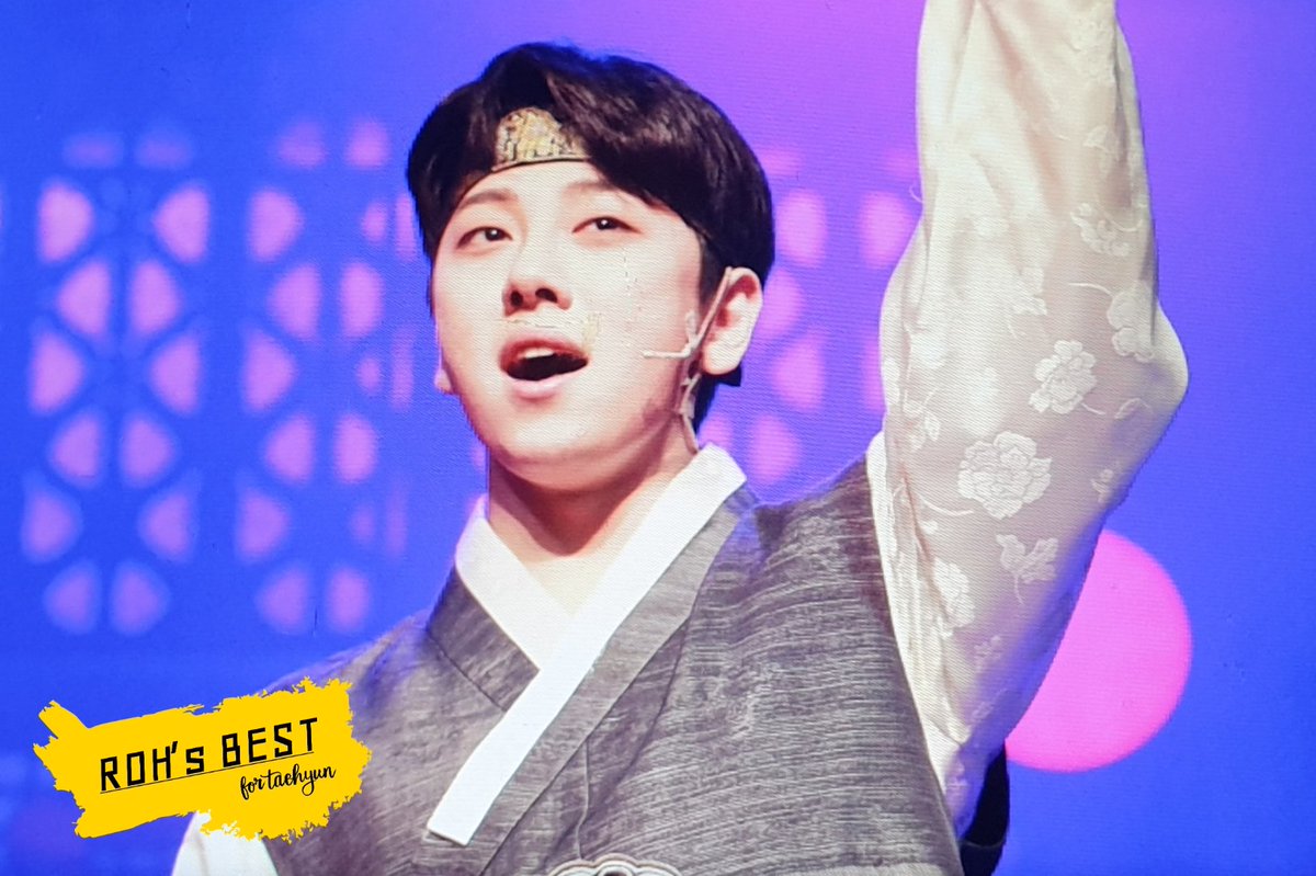 ROHsBEST's tweet photo. 2109012 창업 커튼콜 preview

조선의 왕이 귀엽구나...♡

#노태현 #Rohtaehyun #ノテヒョン #โนแทฮยอน #뮤지컬창업 #창업 #이방원 #조선 #뮤지컬 #preview https://t.co/H6KvUAVuCM