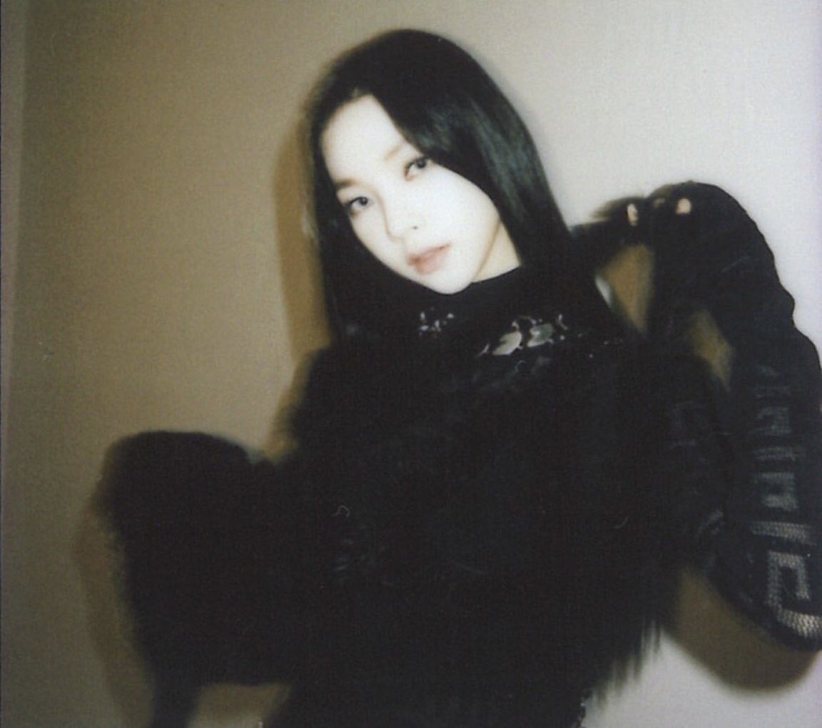 지민이 tweet media