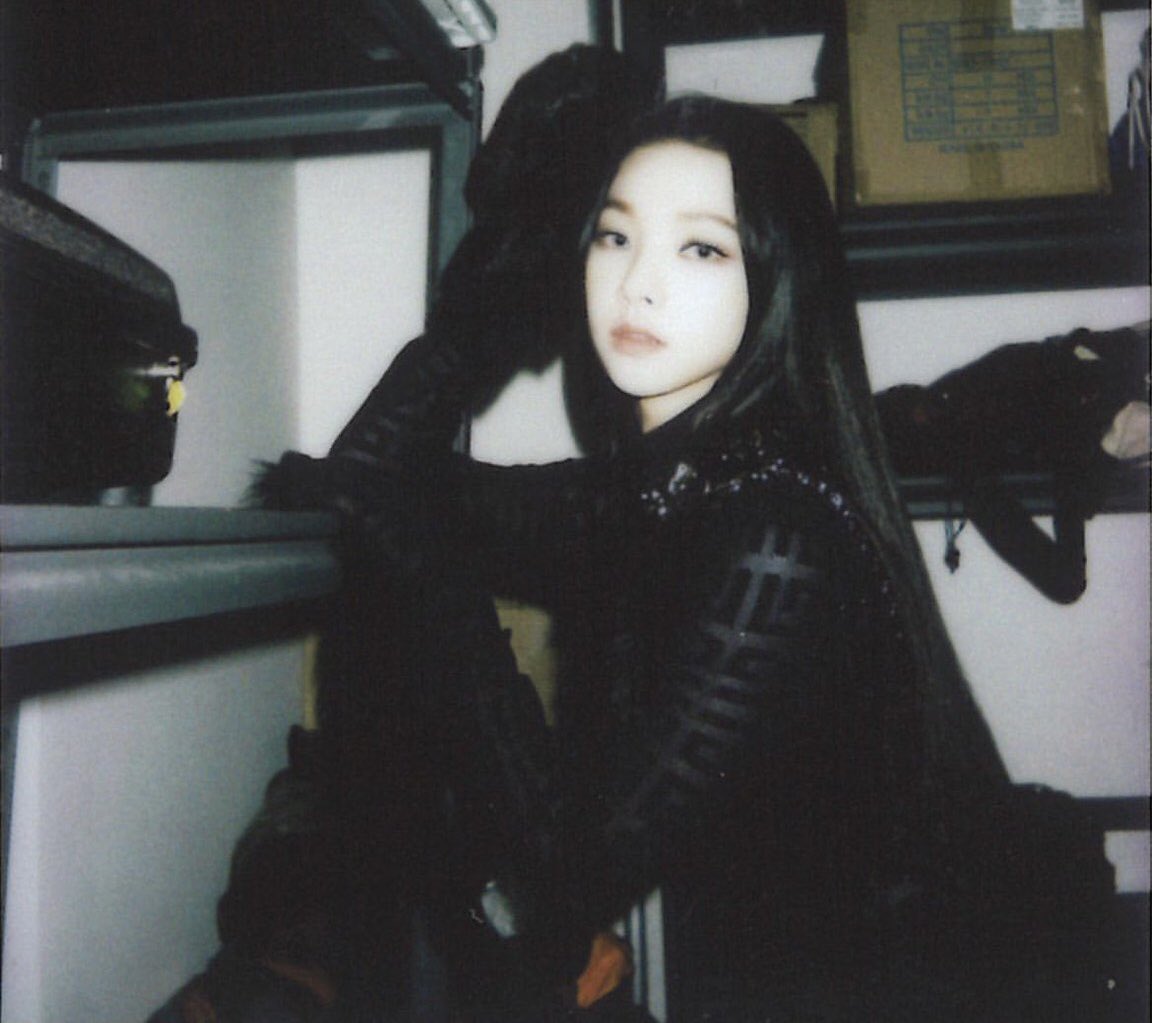 지민이 tweet media