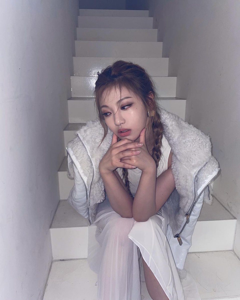 imnotningnlng's tweet photo. @thepopmag
@givenchyofficial
@hattiestewart
@benkelwaystudio
#aespa #NINGNING
#POP45
#aespa #æspa #에스파
#NINGNING #닝닝
#⃞⃝𝙉𝙄𝙉𝙂𝙉𝙄𝙉𝙂🦋 https://t.co/MegHXZKcIX