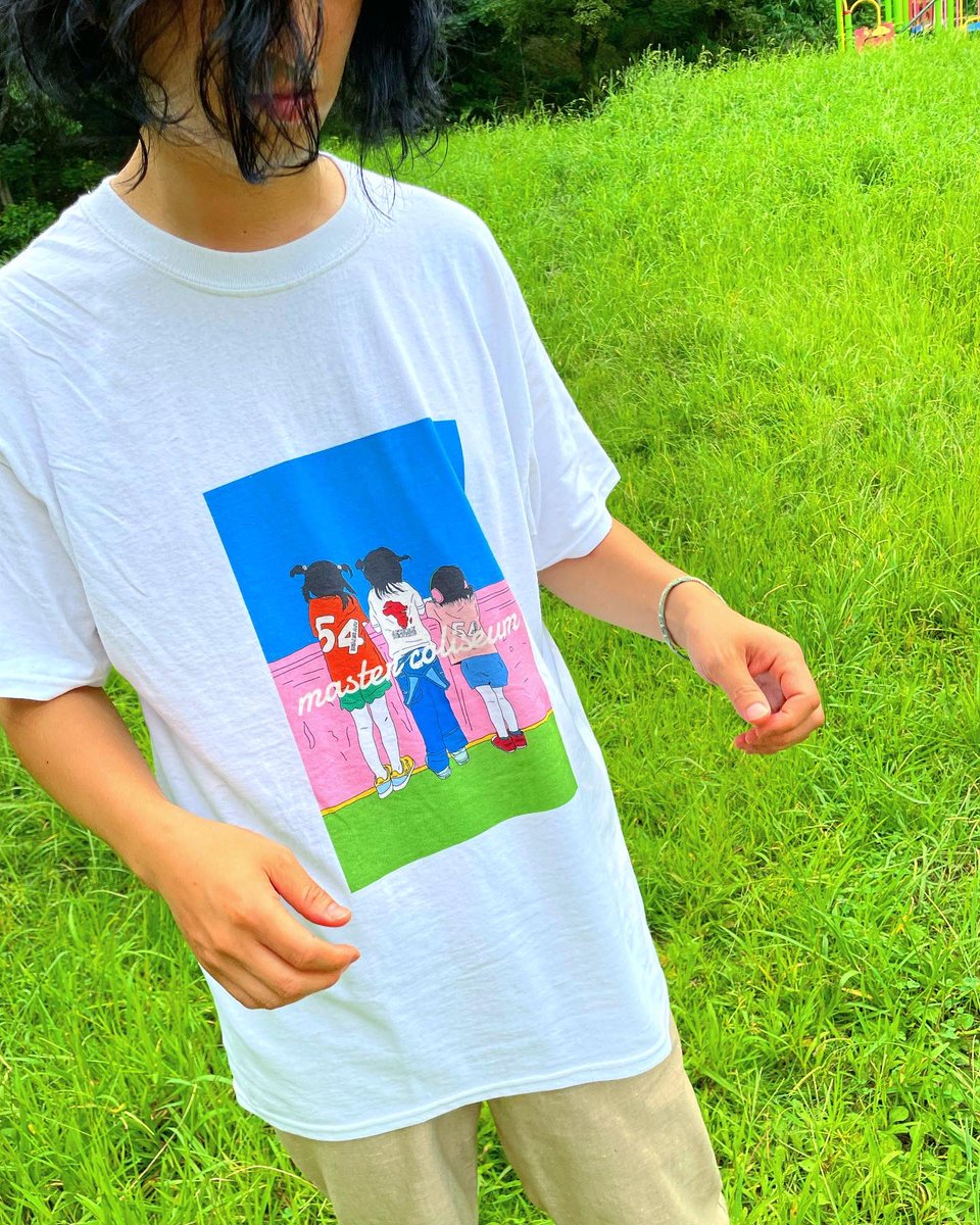 oy_aco's tweet photo. 【マスコロ販売アイテム その1】
★OYAco × MASTER COLISEUM
限定コラボTシャツ
OYAcoならではの暖かさや優しさ、繋がりをイメージし明るいマスコロを思い浮かべイラストを完成させました
ボディーカラー:ホワイト
size:S.M.L.XL
¥3.500-
#OYAco #マスコロ https://t.co/2qUhojlRax