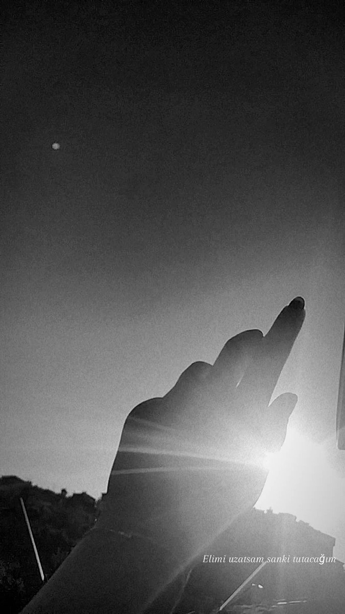 Herşey bi o kadar yakın gibi ama uzak..