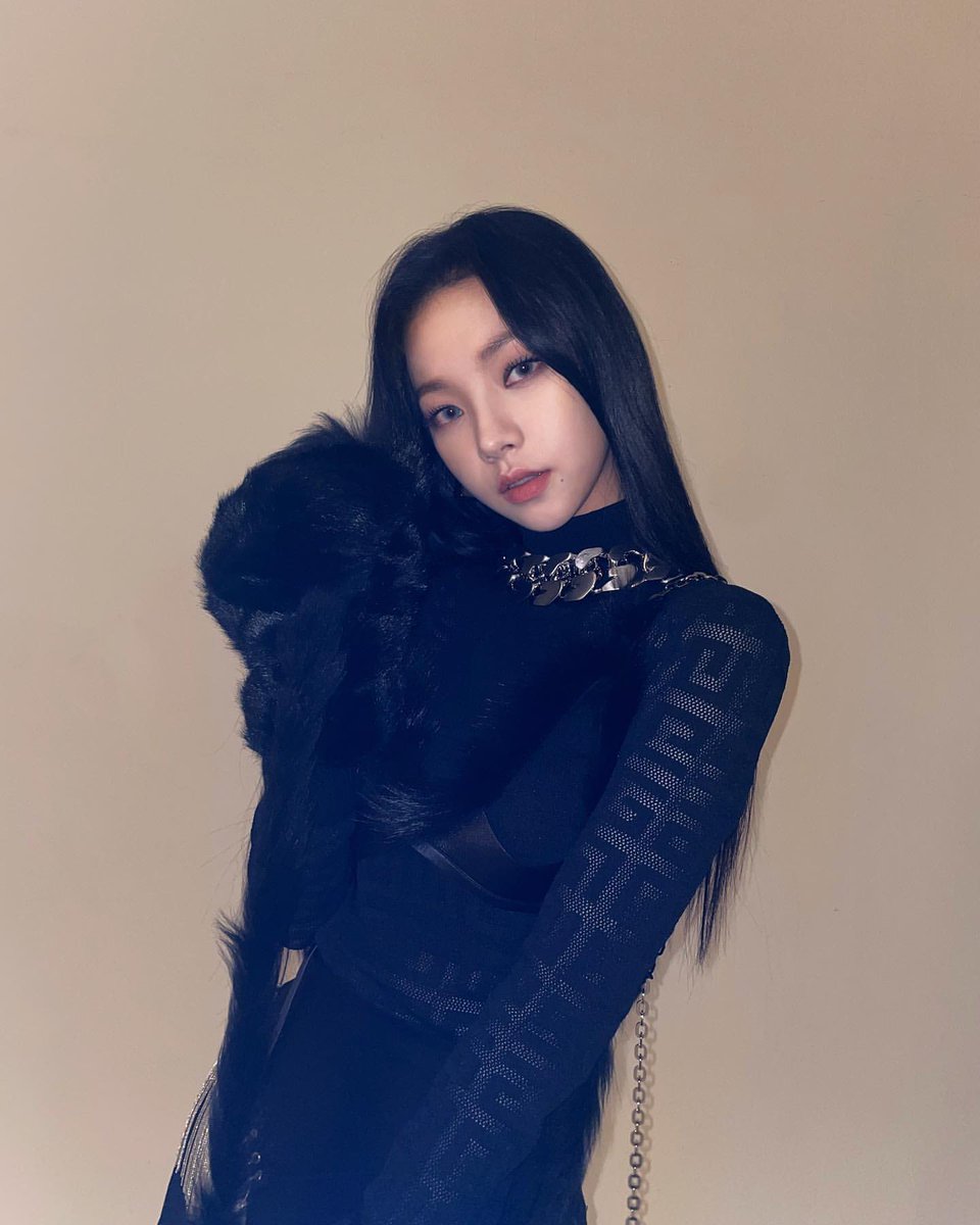 지민이 tweet media