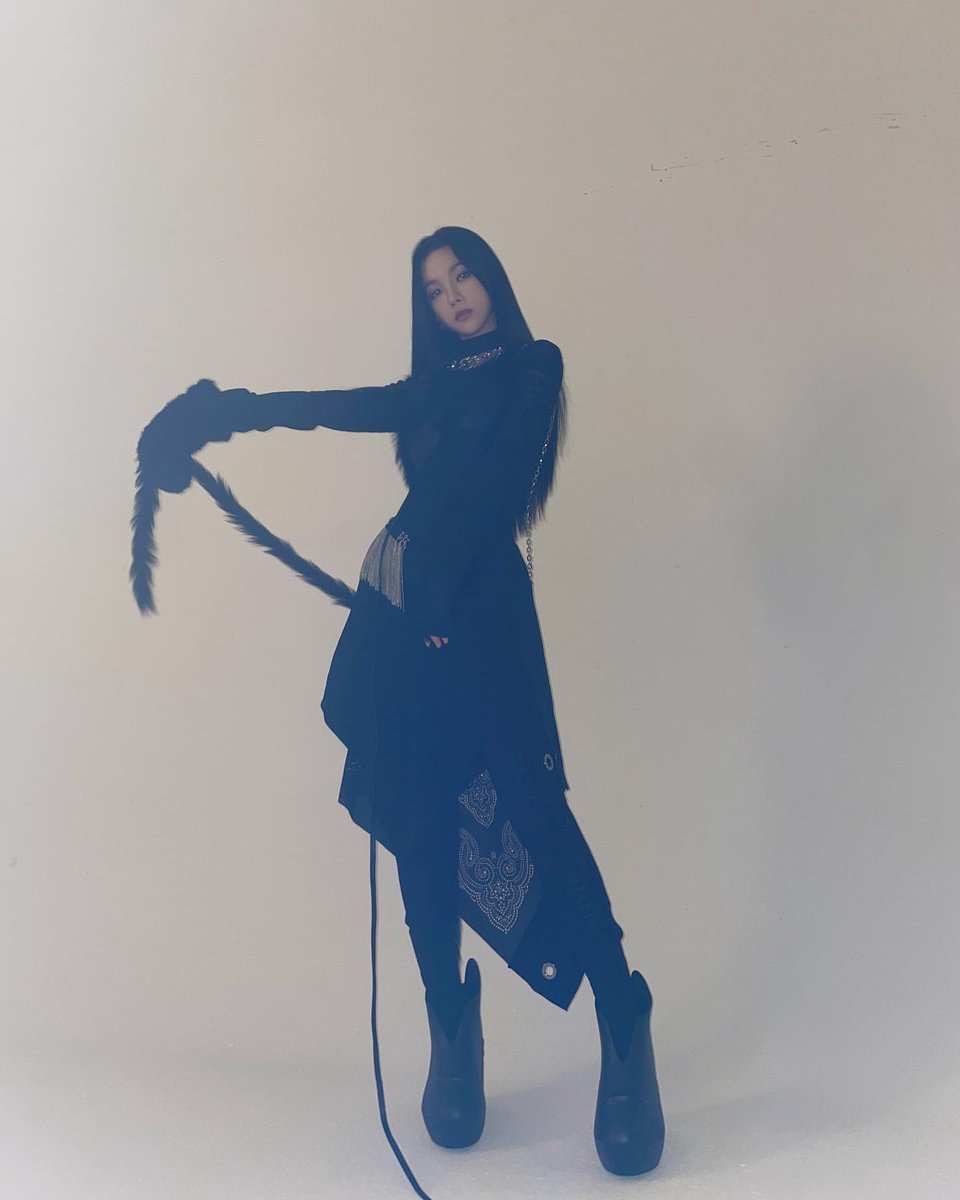 지민이 tweet media
