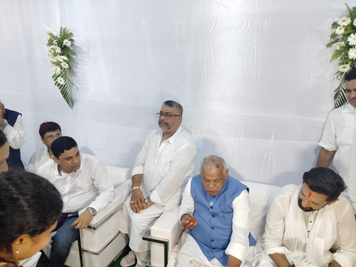 Ram Vilas Paswan's Death Anniversary | भावुक हुए 'हम' पार्टी के मुखिया व पूर्व CM Jitan Ram Manjhi, कहा- चिराग राजनीति में बहुत आगे जाएं, यही हमारी इच्छा, ...नीतीश कुमार के बारे में...!