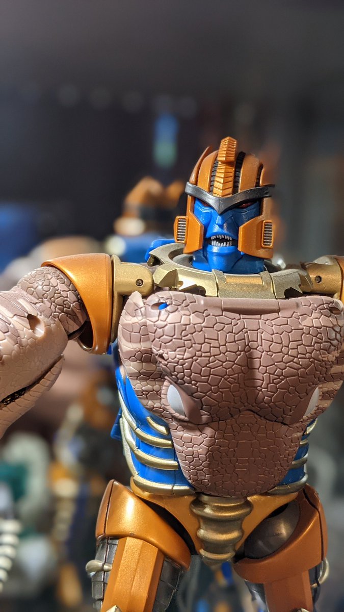 transformertoys's tweet photo. Dinobot
#tf #tfmp #Transformers #masterpiece #dinosaur #riseofthebeasts #beastwars https://t.co/Y93Edwn603