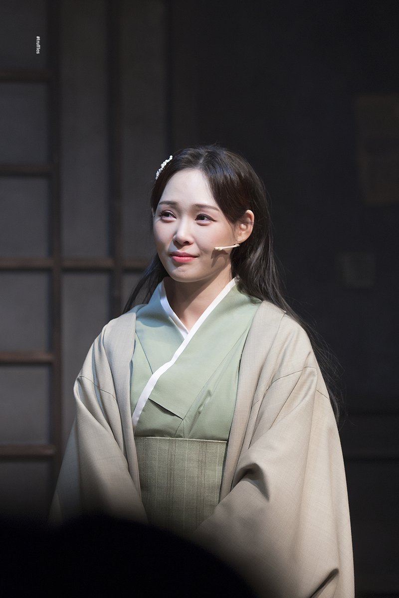 210912 낮 박열 무대인사
허혜진 배우