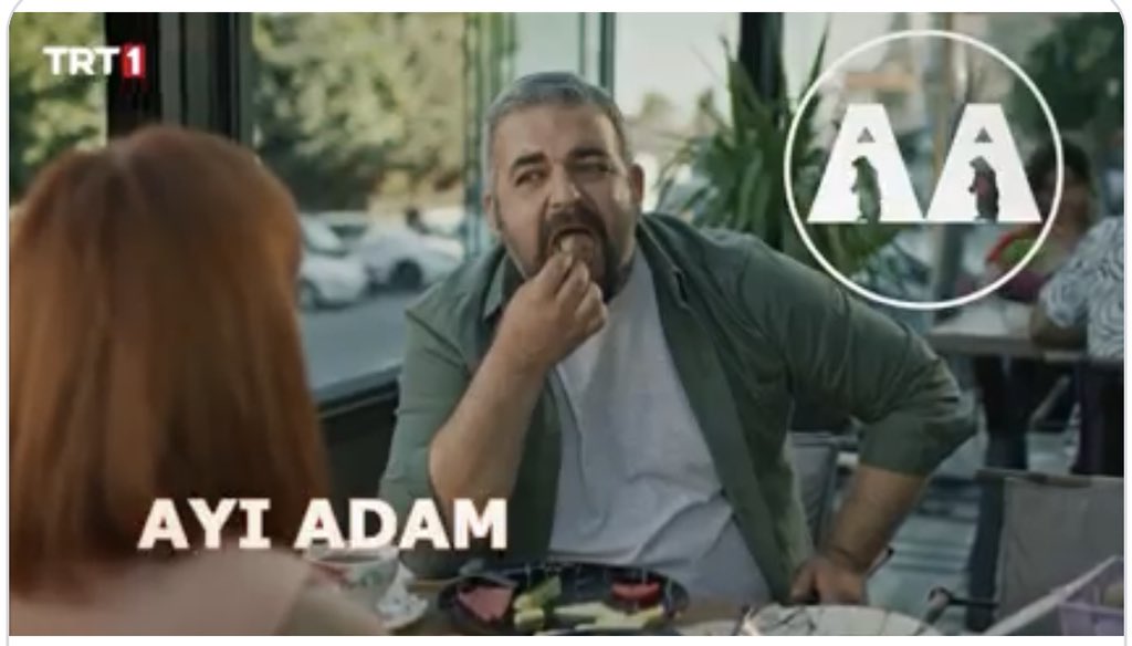 Koptum ya; <a href="/trt1/">TRT 1</a> @dunyahalitrt1 de masum bir karakter:)) #AyıAdam <a href="/kerembuyuktas_/">Kerem B.</a> süperdi😂🤣👉🤪🤪
Yalnız 2 dakikada en az 20 kez ayı adammm denmezki yaaa.