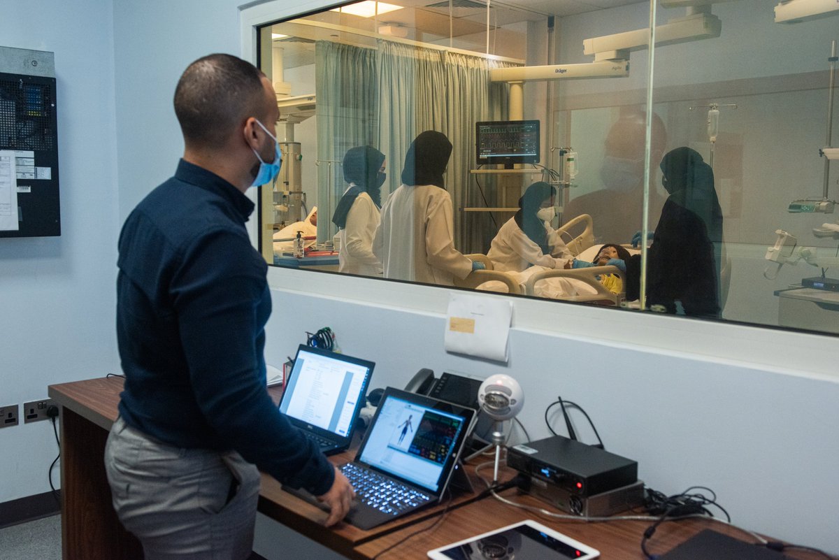 MBRUniversity's tweet photo. #Simulation promotes experiential &amp; reflective learning. Year-4 medical students from @DMC_edu enjoyed a High Fidelity Simulation session on the assessment &amp; management of airway in children at our fully equipped simulation center. We hope everyone had a valuable time.
#HcSimweek https://t.co/wFNBvkhSbE