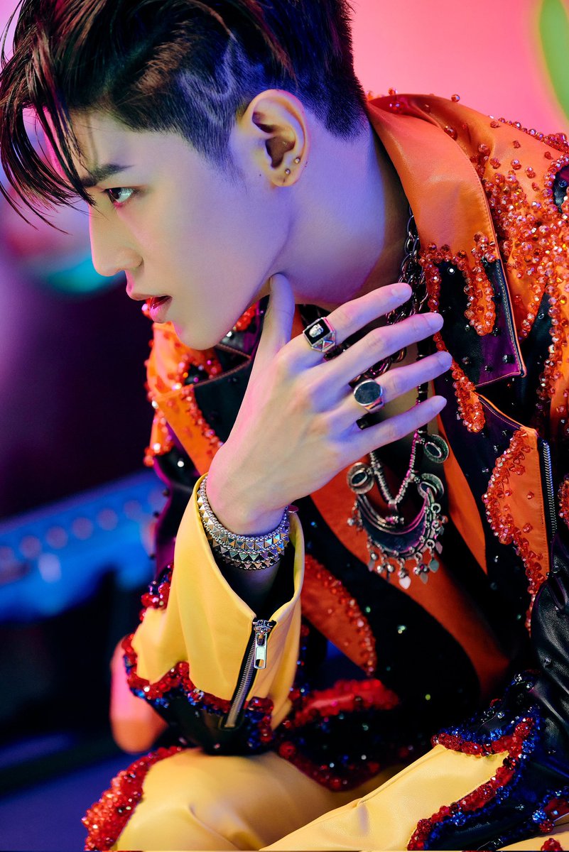 TYTRXCK_95's tweet image. NCT 127 The 3rd Album ‘Sticker’
Image Teaser #TAEYONG #NCT127 
#NCT127_Sticker