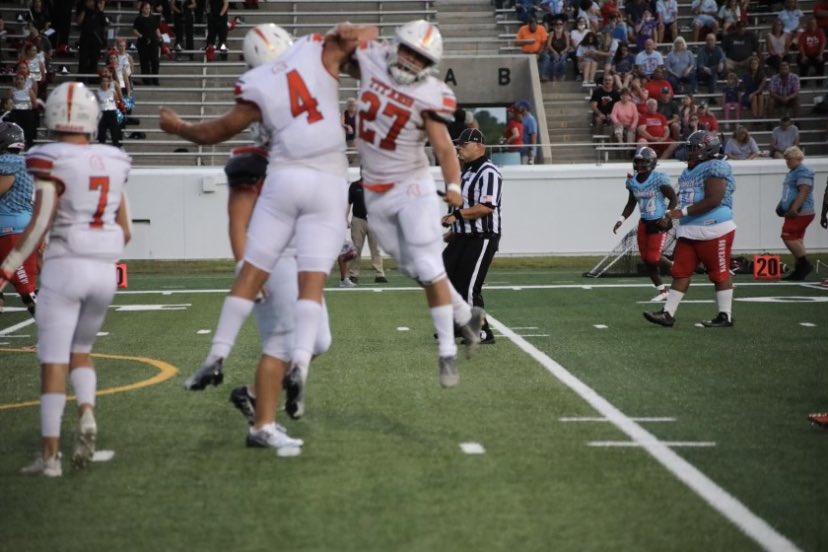 Elias Velasquez tweet media