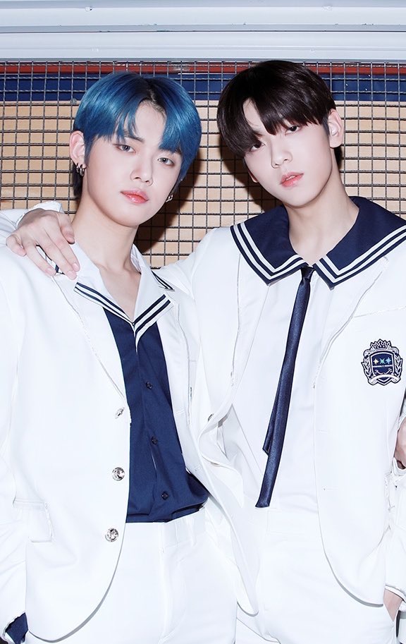 cnvfd_txt's tweet photo. 아무도안물어봣지만 저어가 좋아하는 연숩 (셀카아닌)오피셜투샷네장공개합니다 https://t.co/YAkAENw4t5