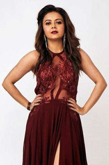 devoleenaxlove's tweet photo. My all time favorite pic of #DevoleenaBhattacharjee 

And yours? 

QUEEN DEVOLEENA IN BBOTT https://t.co/1jRaKwuDeM