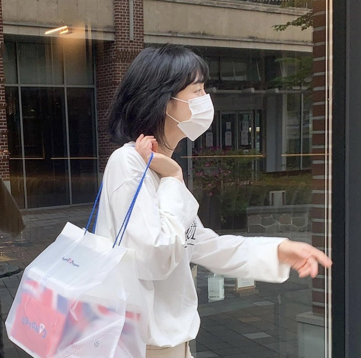 베라를 이렇게 멋있게 드는 사람은 또 처음
