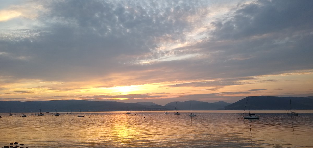 LearnerWcs's tweet photo. Out and about - a few more photos from this week. #FirthOfClyde #Paddleboarding #Gourock #Sunset #SoundOfSeil https://t.co/28mNsLxloF