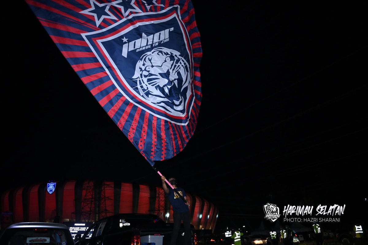 harimauselatanj's tweet photo. #RedBlueNation
#V8 https://t.co/q6r1MSzpEY