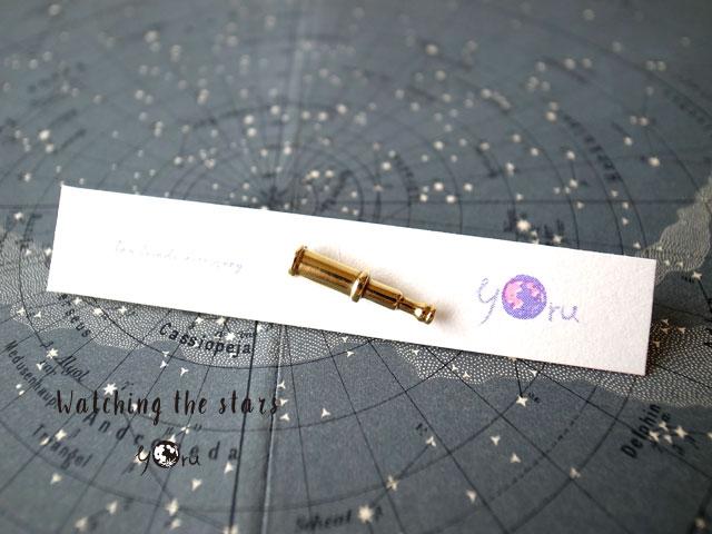 sorafes_jp's tweet photo. 🔭再入荷しました🔭
「夜空を着飾る」をテーマに
真鍮アクセサリーを製作するyoruさん

「小さな天体望遠鏡」ネックレス
「天体観測ピンブローチ」
「小さな土星」再入荷しました。

出展は９月末までとなりますので
気になっていた方はお早めに！
満月猫ブローチも必見🐈🐈
https://t.co/wdlU9GA5T9 https://t.co/VZcpLpMwv8