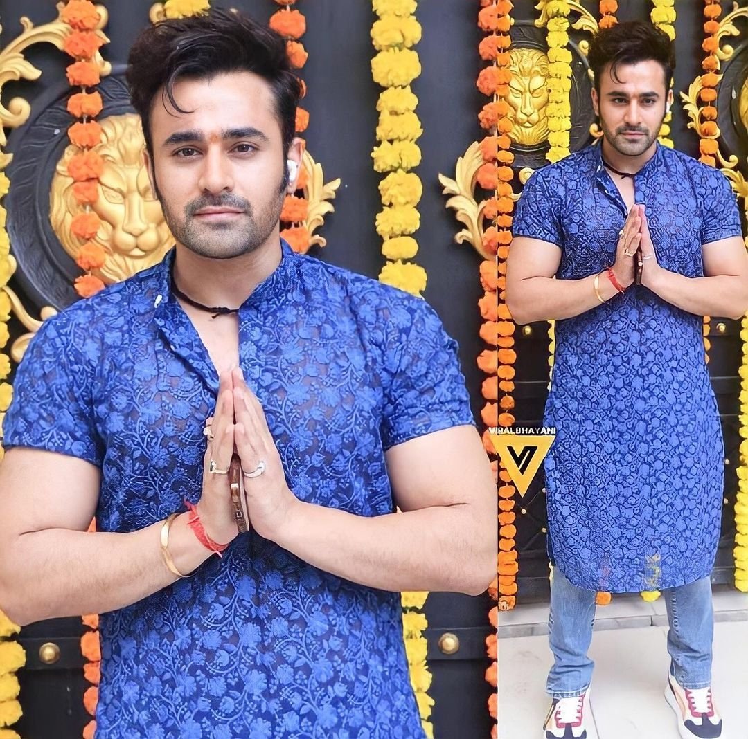 pearlvpurifc_TH's tweet photo. Our handsome hunk Pearl celebrate Ganesh Chaturthi festival at Ekta's house... 🥰💖 @pearlvpuri
หล่อมากมายย ย.
.
.
#PearlVPuri #GaneshChaturthi2021
#Celebration #brahmarakshas2 #naagin3 #Naagarjun #BepanahPyarr #BadtameezDil #merisaasumaa #peerhmeri #pearlvpurifcthailand #pvp https://t.co/8V1YuDMWZA