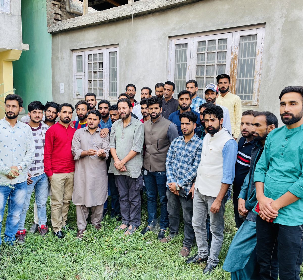 GuftarAhmedCh's tweet photo. Met with @JKGBYWC office bearers of Kashmir province today at Srinagar discussed contemporary issues of tribal community. Our community across kashmir has been badly deprived from the basic necessities of life. https://t.co/3n0jvG0DYT