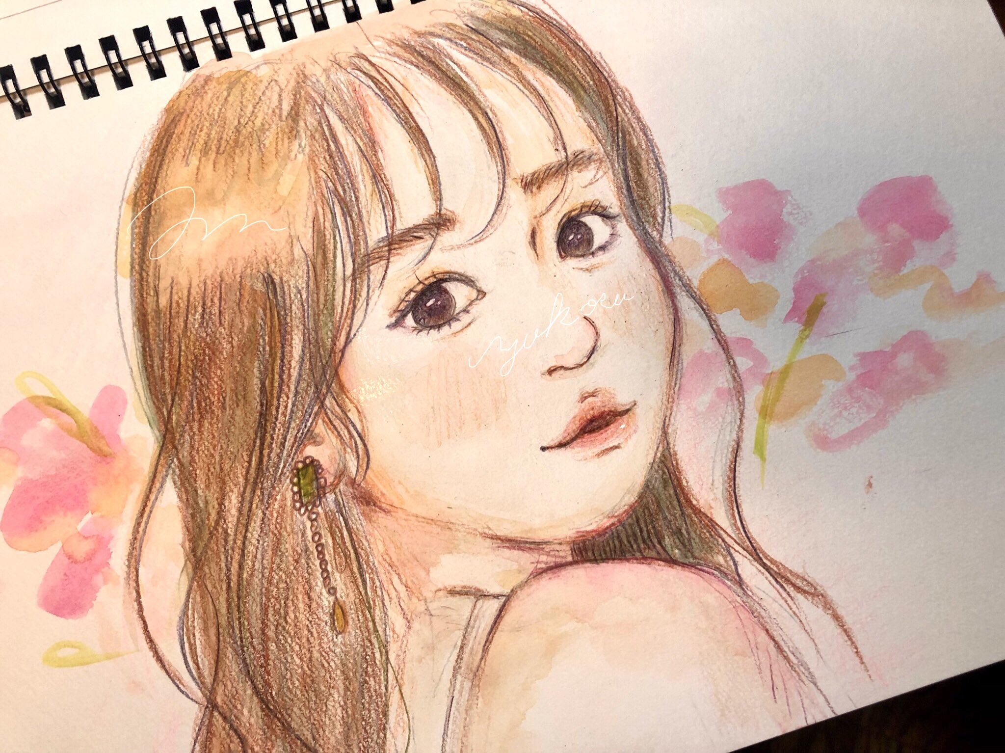 Minami 色鉛筆練習してた時のイラスト 可愛い女の子描くのがすき Model ゆうこすさん 絵描きさんと繋がりたい アナログ絵 デジタル絵 水彩 色鉛筆 お絵描き練習中 イラスト T Co Moxjktiv1x Twitter