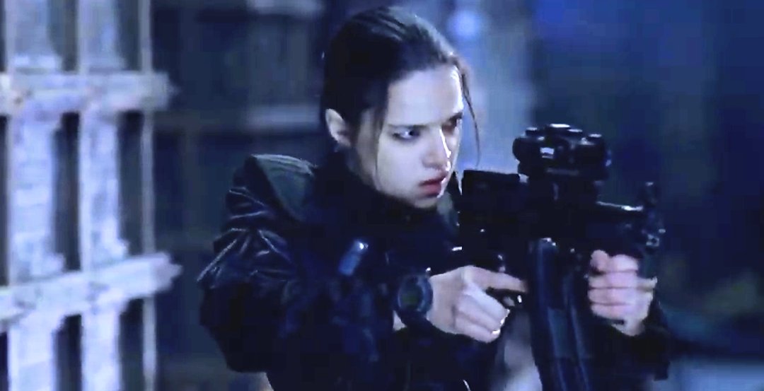 Top Tweets For 映画に出てくる銃を構えるかっこいい女性 Instalker