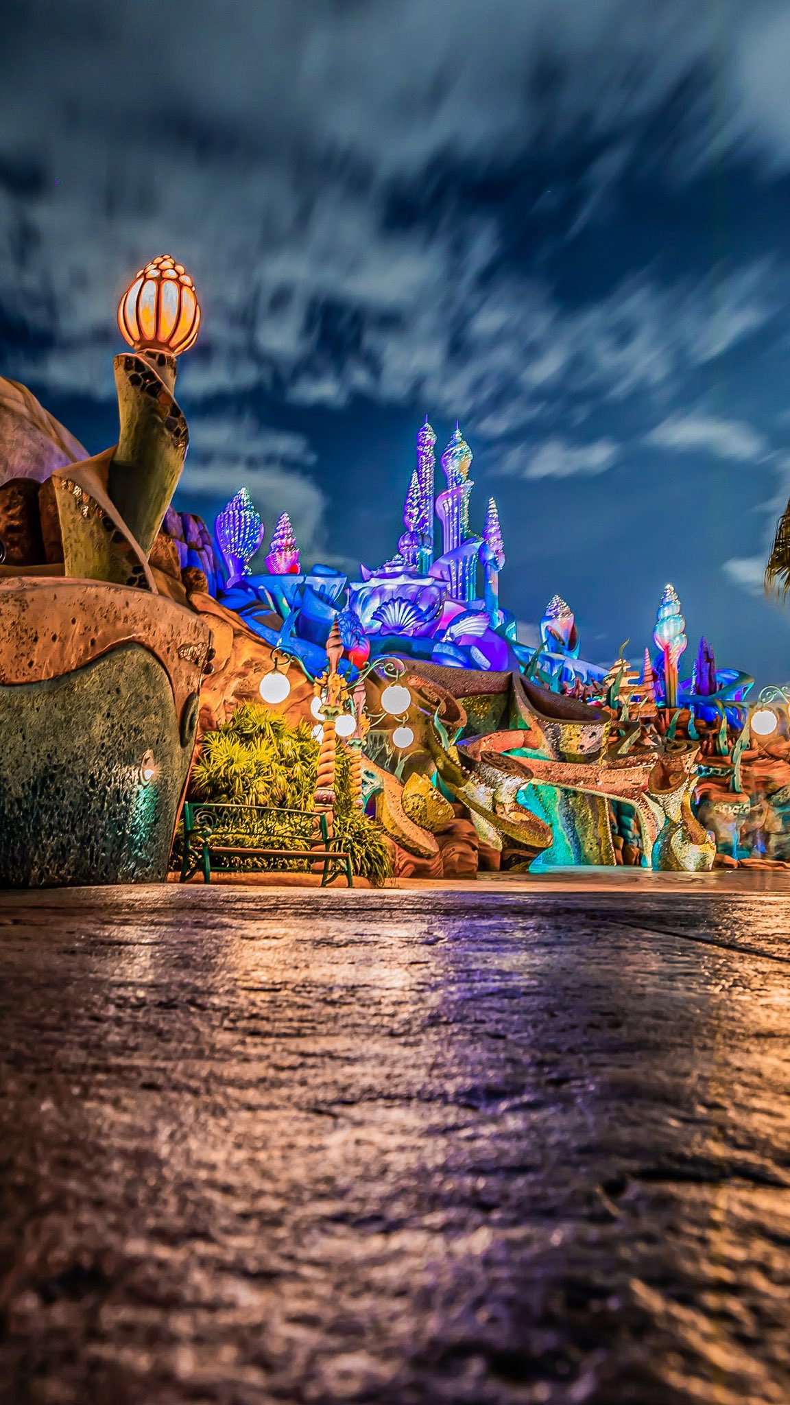 Remi 待ち受け画面のサイズに切り取った キラキラした東京ディズニーシーの夜 タップしてご覧いただけると嬉しいです T Co 2wlu2cyxng Twitter