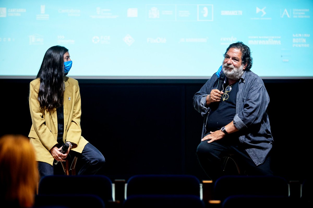 fcinesantander's tweet photo. 📽️ Anoche acogimos el estreno en España de @MiedoTorero, del cineasta Rodrigo Sepúlveda, dentro de nuestra sección Puentes Iberoamericanos. ¡Gran noche de cine chileno en la Sala Casyc UP, de @casyc! 🙌 #SantanderEstáDeCine #Cinema #Chile #SCIS2021 https://t.co/Q4GgYd6Xzb