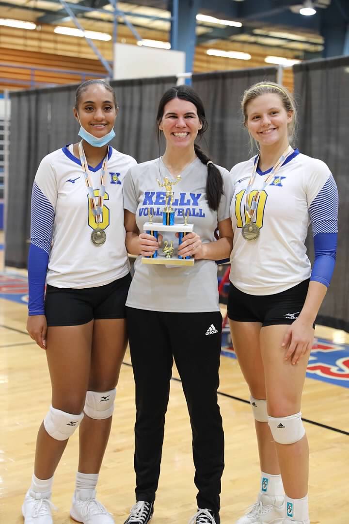 Kelly Volleyball tweet media