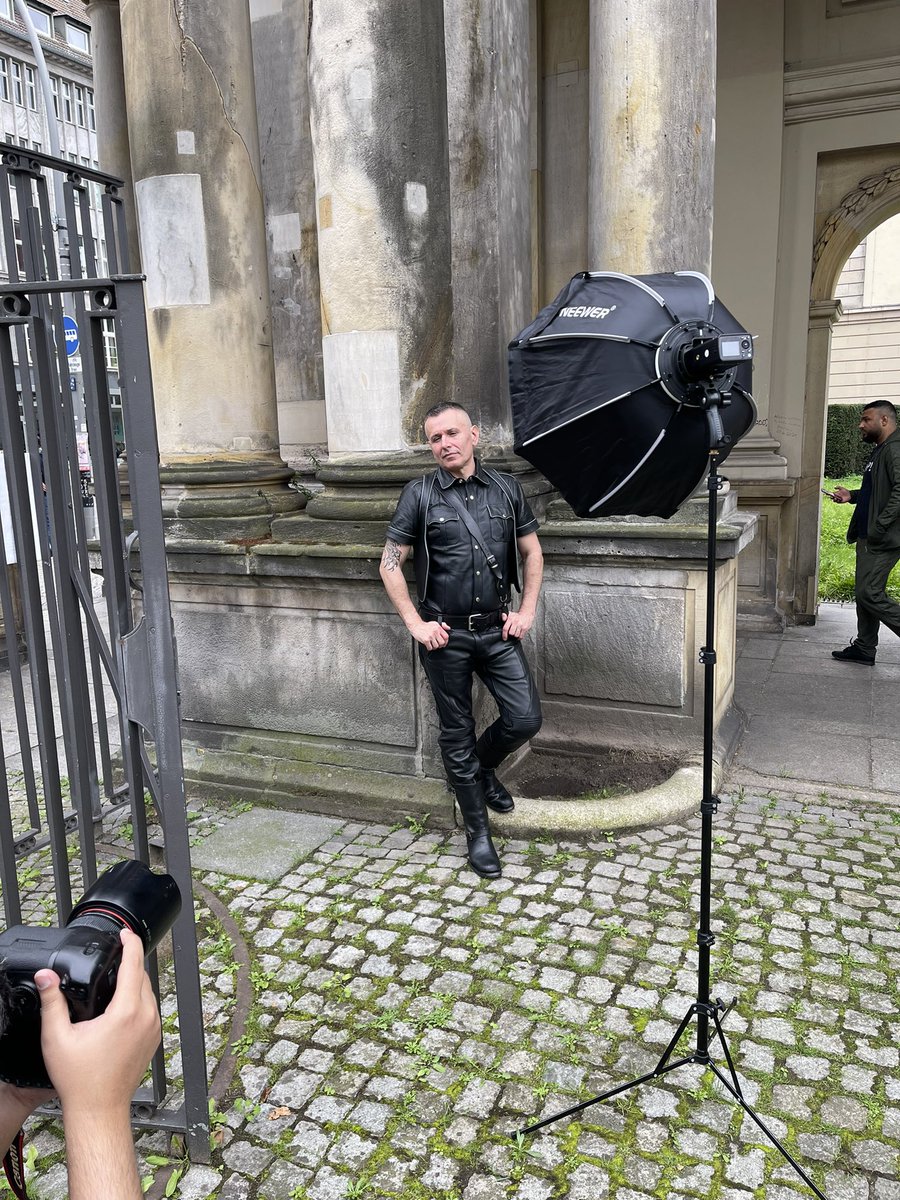 What a privilege it was for me and @elmssub to have a photoshoot with <a href="/d81photos/">D81photos</a> today. Really excited to see the final shots.