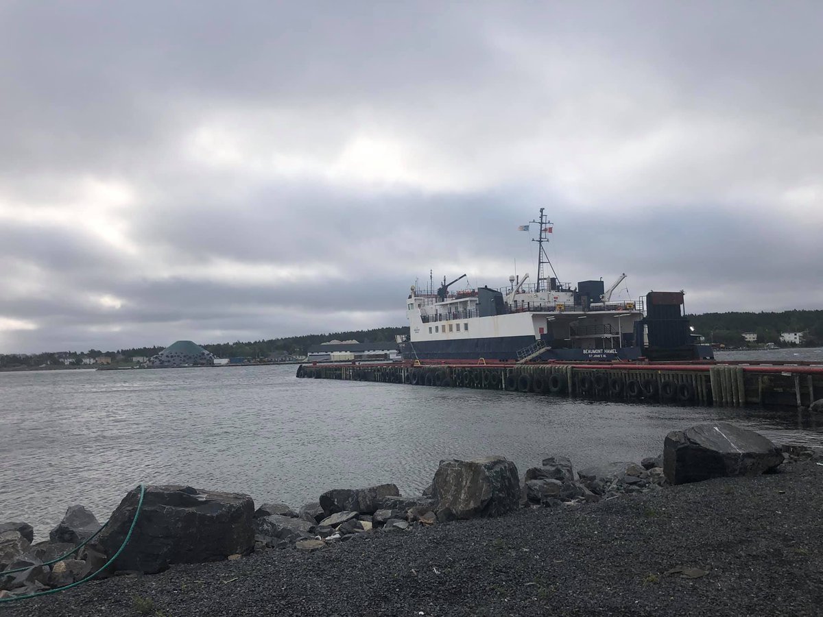 Katheri20644324's tweet photo. We agree with safety precautions that suspend our ferry service for weather issues. We protest when government fails to plan properly and condemns us to months of service at 25-30% capacity. #FixTheFerries @ElvisLoveless @DavidBrazilNL @FureyAndrew @CBCNL @NTVNewsNL @VOCMNEWS https://t.co/XOMB0pRYNQ